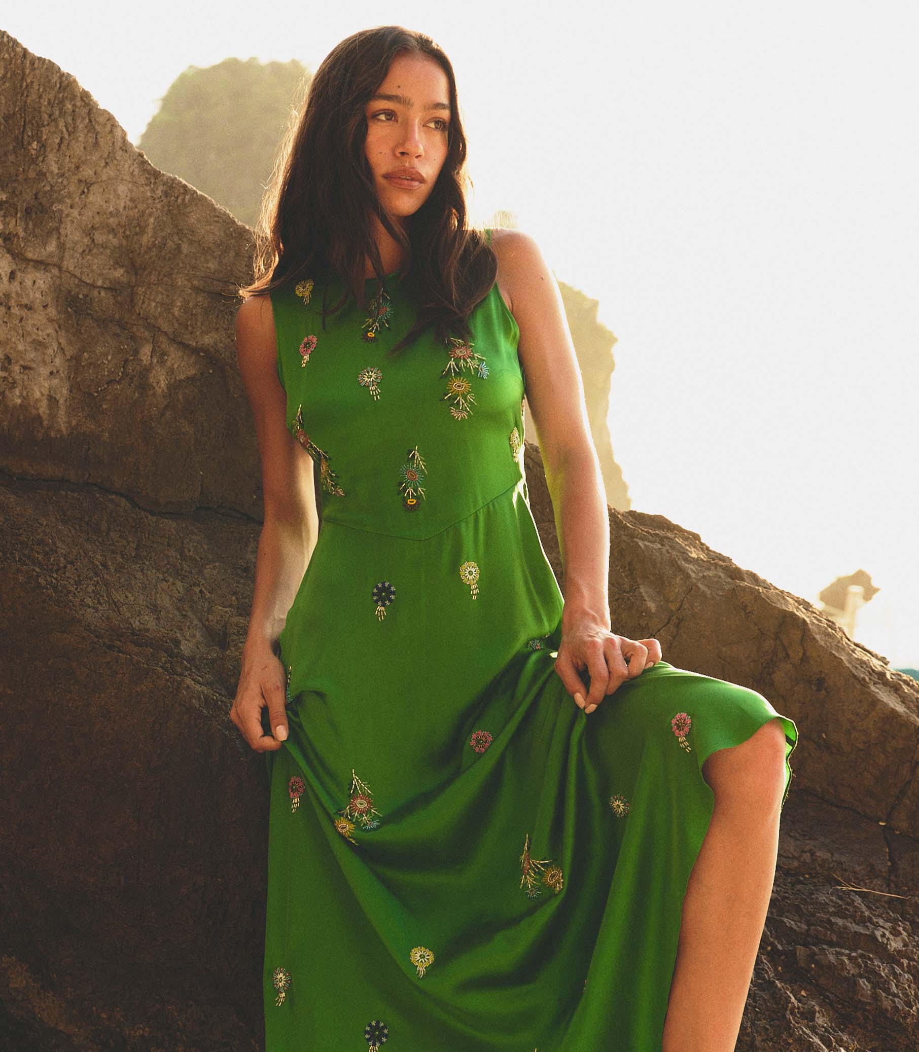 AMARI DRESS -- EMERALD - Image 4